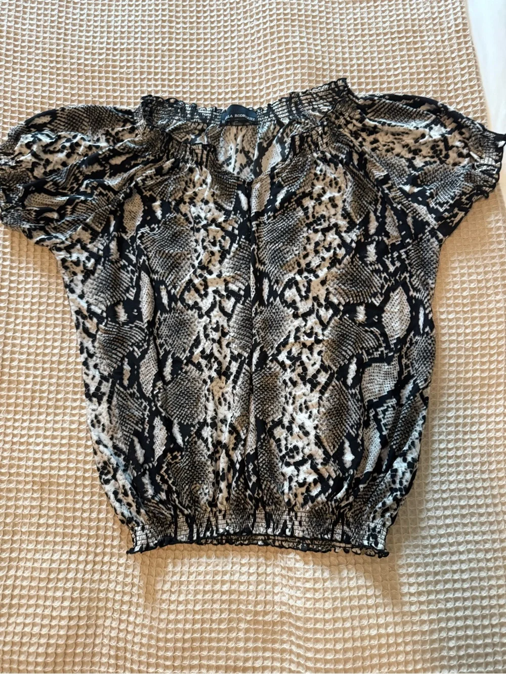 Isabella Rodriguez Black & Cream Smocked Snake-Print Blouse - Picture 2 of 4